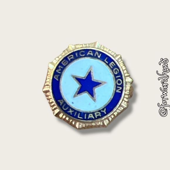 Miniature American Legion Auxiliary Pin – Symbolic and Collectible - Picture 1 of 8